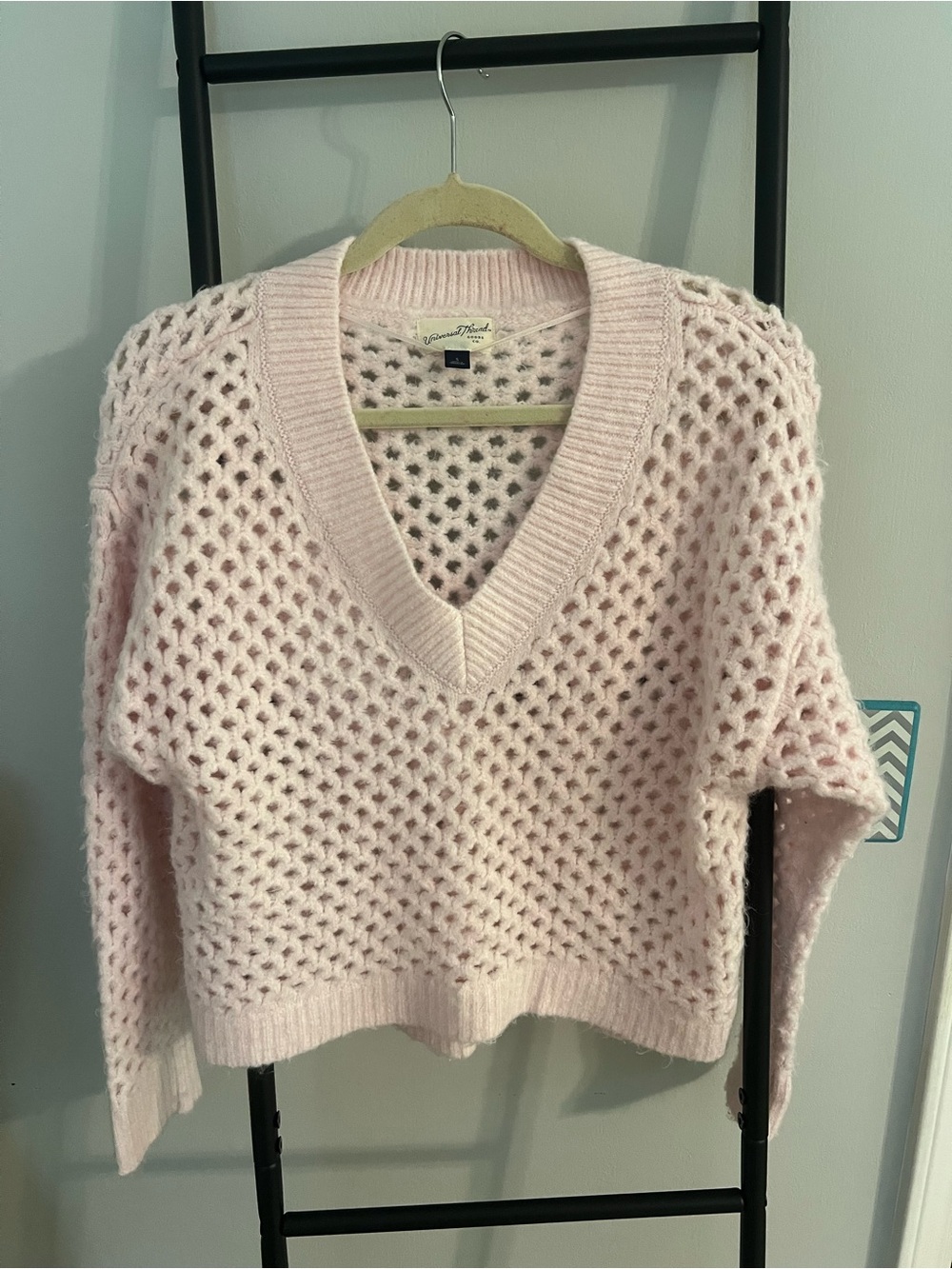 Universal Thread Pink Open-Knit V-Neck Sweater